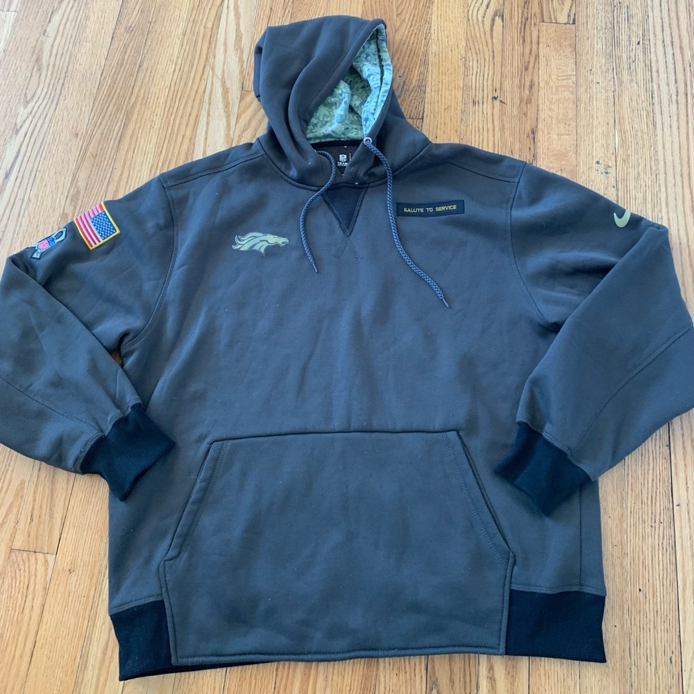 Nike Denver Broncos Salute to Service Therma-Fit Hoodie